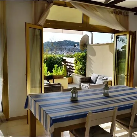 Carrer Mas Sais Apartment